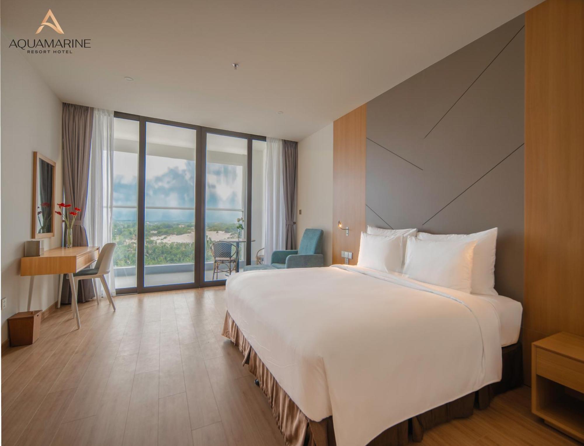 Aquamarine Beachfront Resort & Spa Cam Ranh Kültér fotó