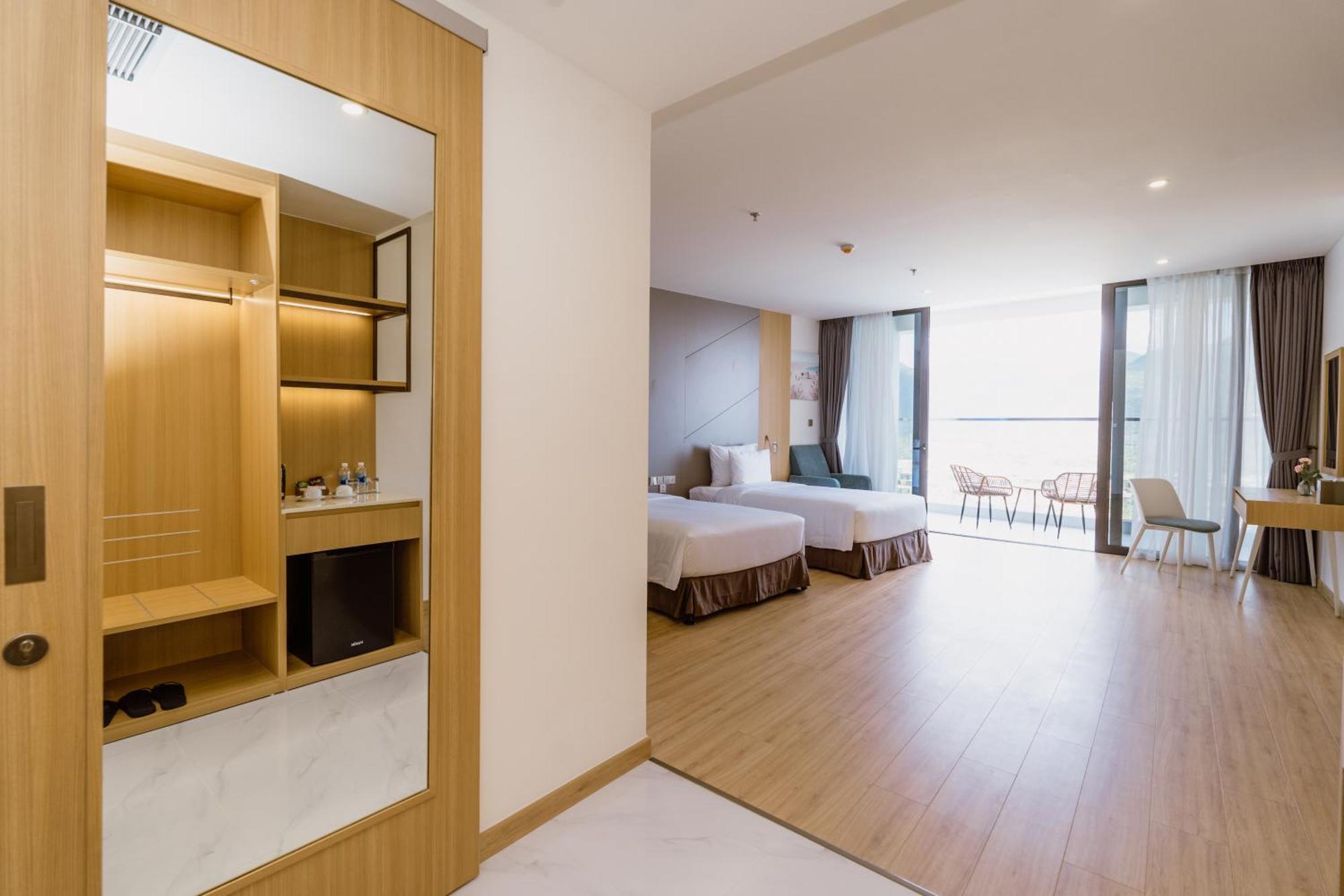 Aquamarine Beachfront Resort & Spa Cam Ranh Kültér fotó