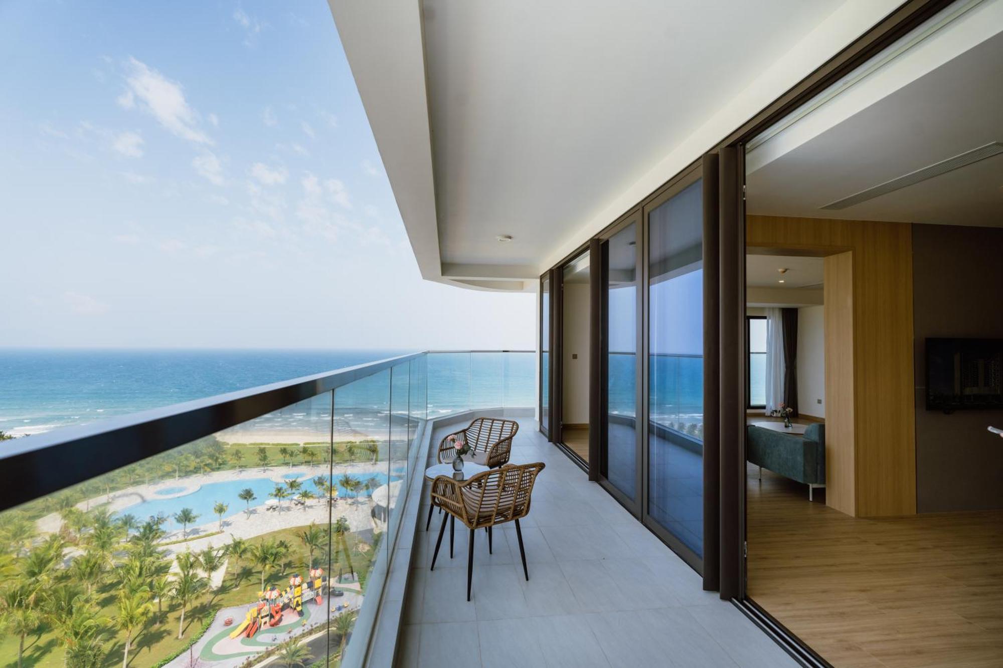 Aquamarine Beachfront Resort & Spa Cam Ranh Kültér fotó