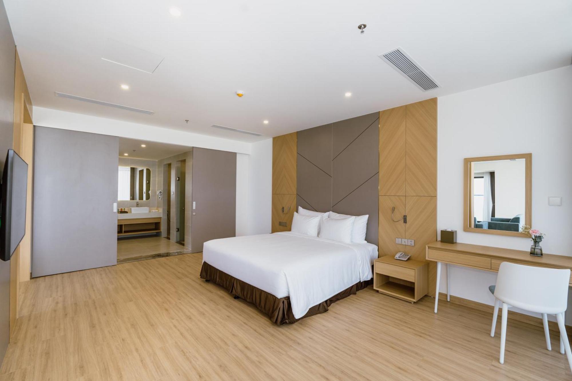 Aquamarine Beachfront Resort & Spa Cam Ranh Kültér fotó
