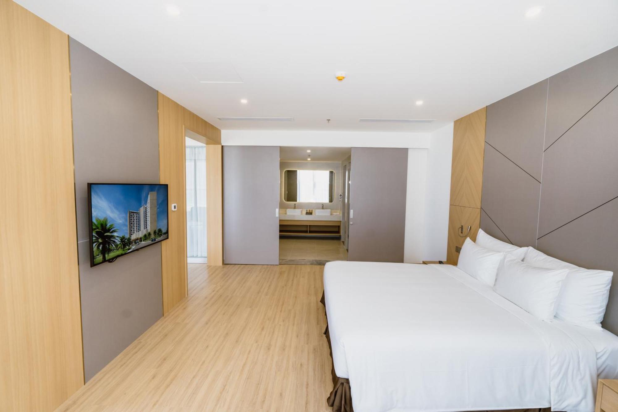 Aquamarine Beachfront Resort & Spa Cam Ranh Kültér fotó