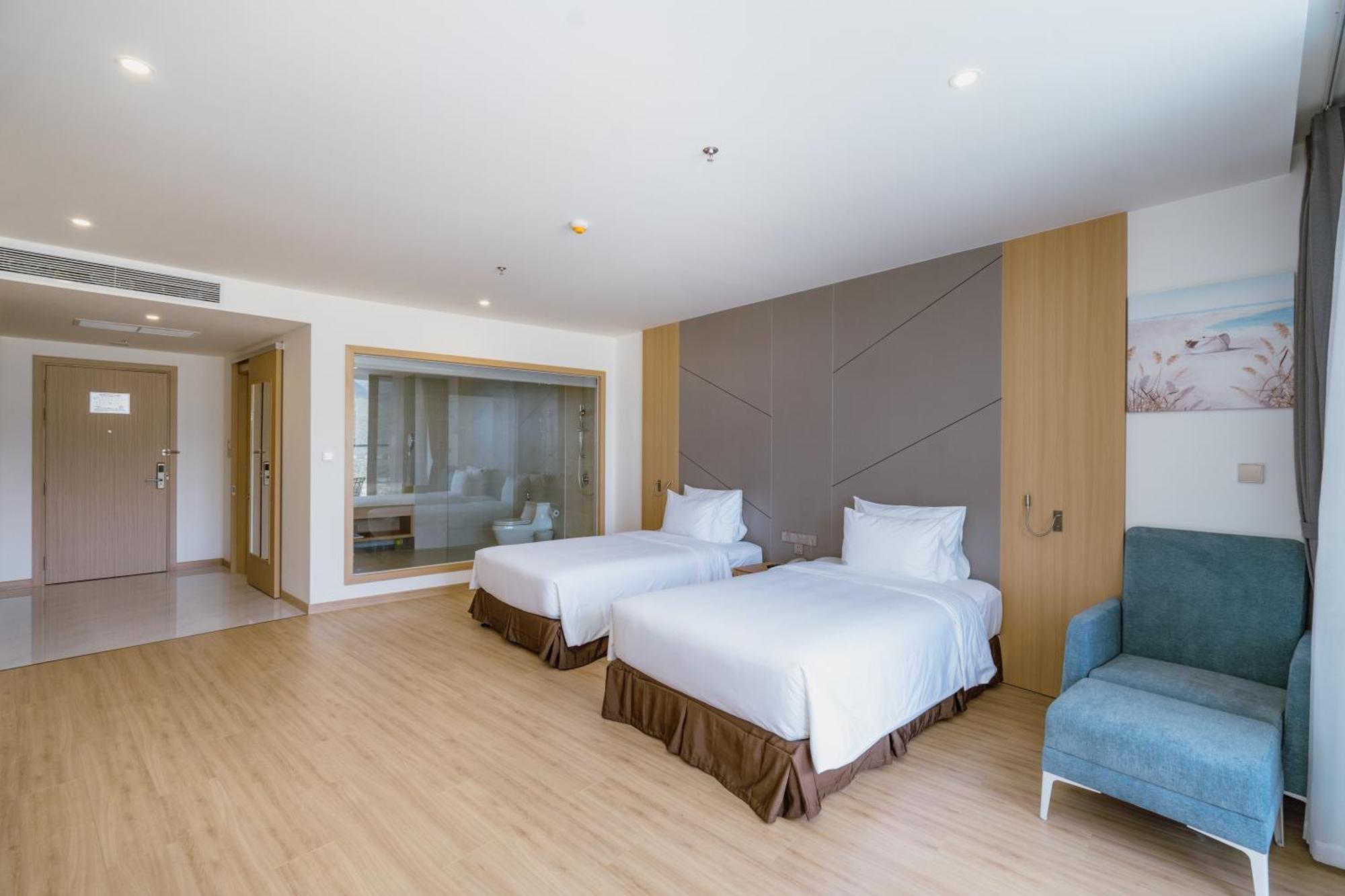 Aquamarine Beachfront Resort & Spa Cam Ranh Kültér fotó